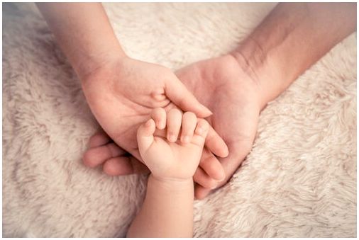 Маразм: важность привязанности в раннем детстве