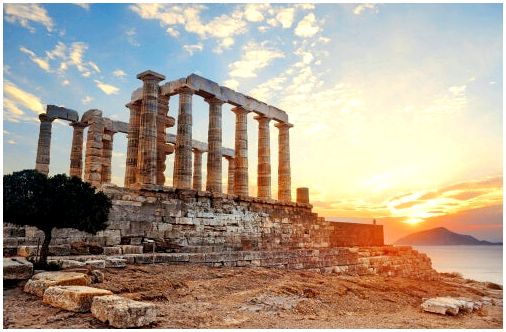 Миф об Афине, богине справедливой войны
