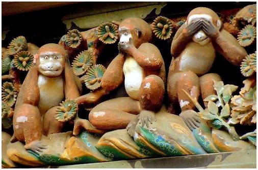 Учение трех мудрых обезьян святилища Тошогу