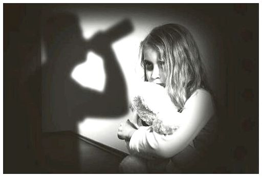 Как травматический опыт влияет на детство